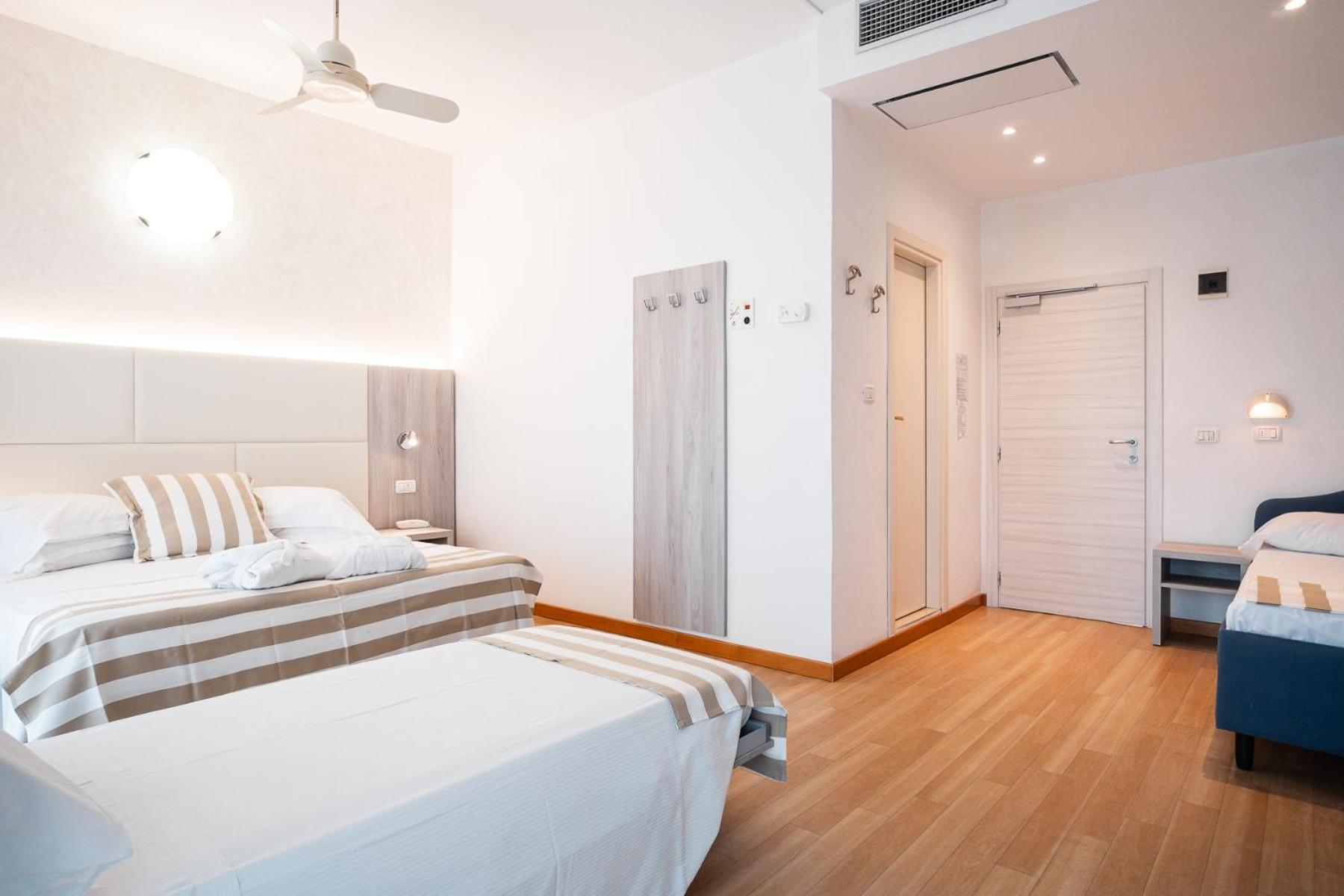 Hotel Losanna 가비체 마레 외부 사진